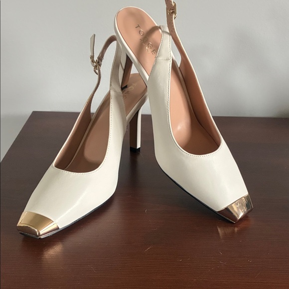 Torgeis Cream Slingback Heels with Gold Accents (NWOT) - Picture 1 of 6